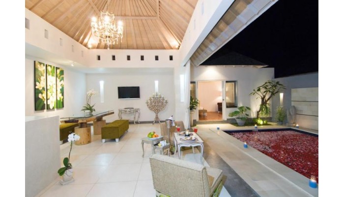 Kamuela Villa Seminyak poza 3